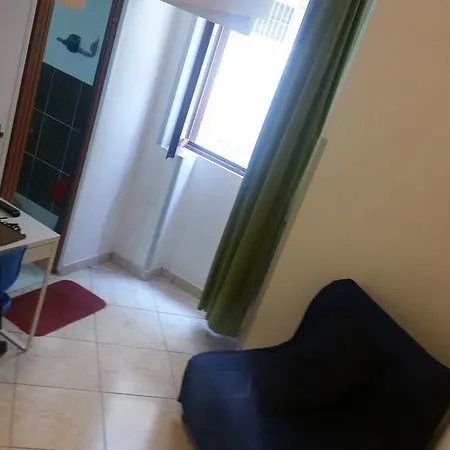 Residenza Il Castello בית הארחה נאפולי