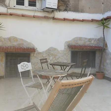 Affittacamere Residenza Il Castello 3*